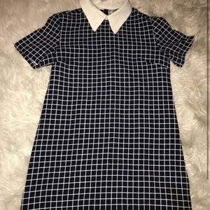 Vintage Peter Pan collar inspired dress